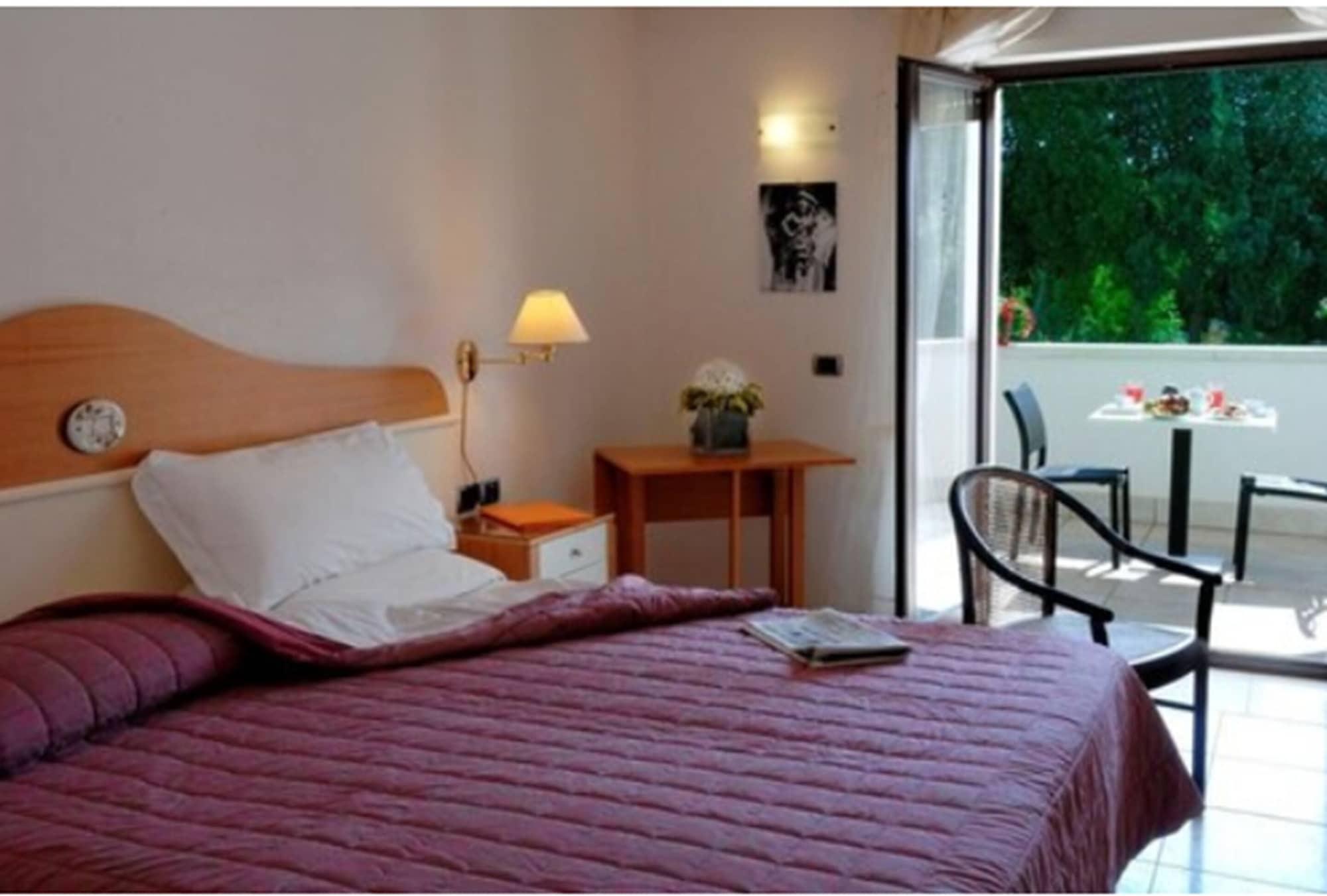 Masseria Chiancone Torricella Martina Franca Room photo